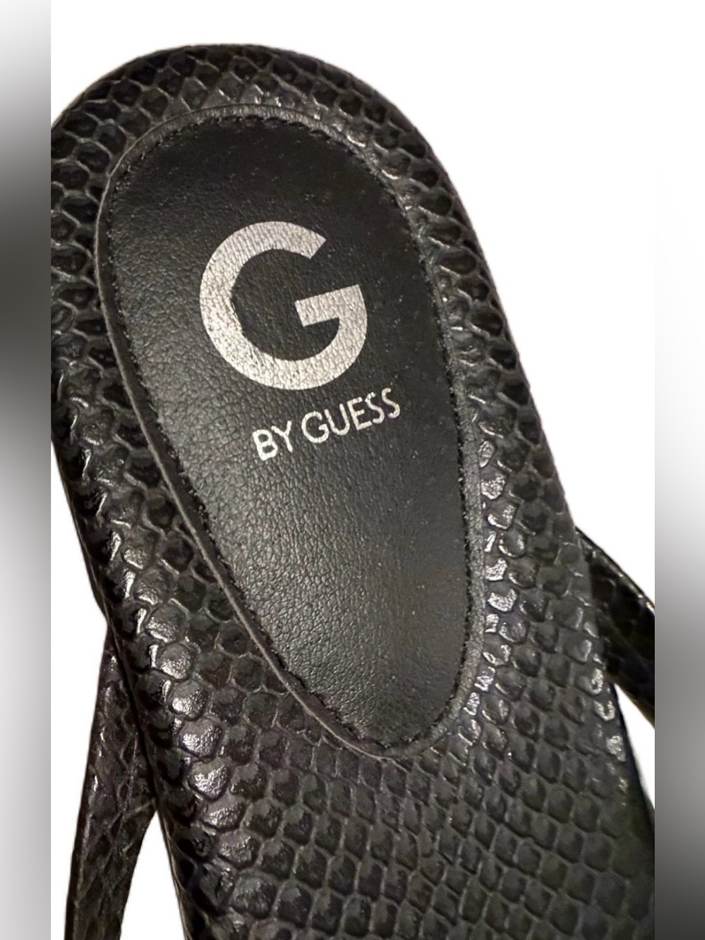 G. by Guess Black Textured Thong Flip-Flop Sandals with Rhinestone "G" — NEW! - Picture 3 of 6